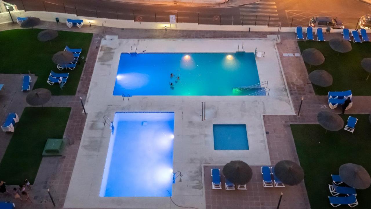 Aloha Apartamentos. Primera línea de playa. Vista al mar. Benalmádena Exterior foto