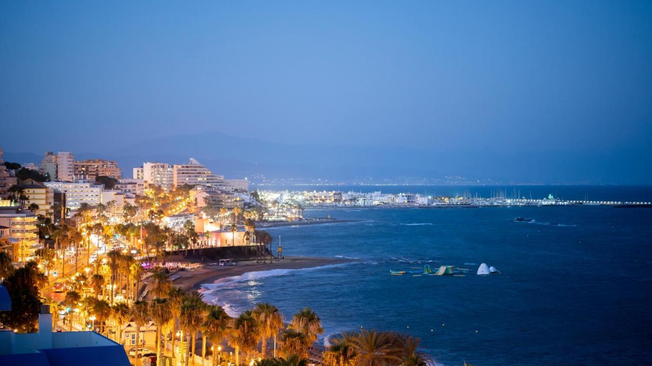 Aloha Apartamentos. Primera línea de playa. Vista al mar. Benalmádena Exterior foto